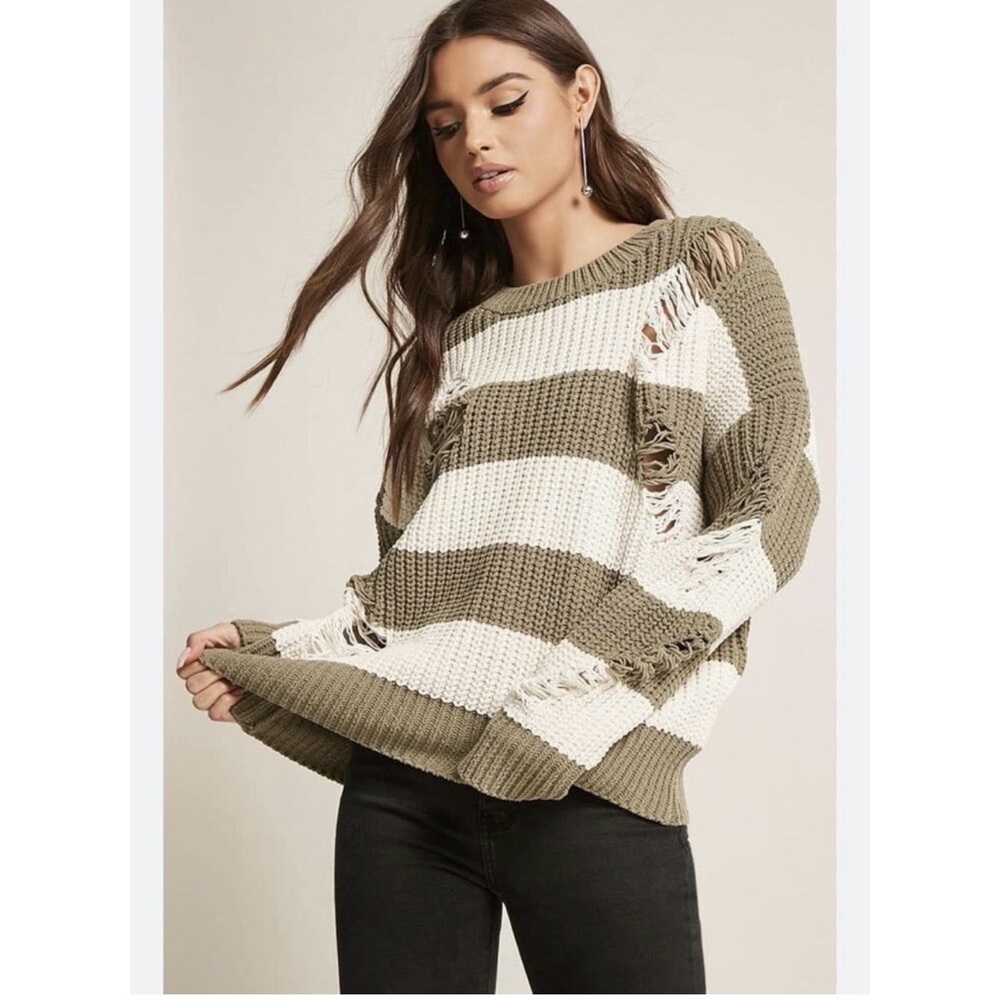 POL Distressed Knit Olive & White Striped Crewneck Sweater Bohemian Polyester